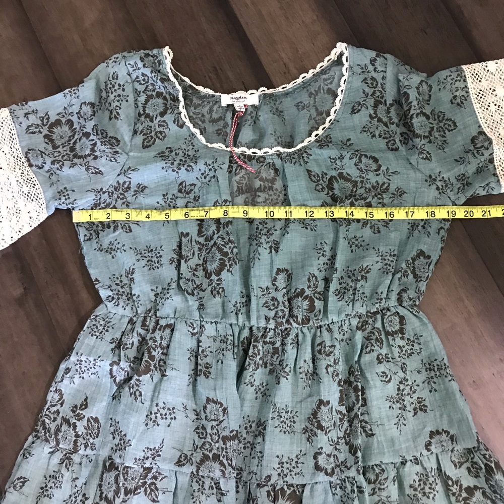 Hayden- Ruffled Dress - Picture 8 of 8